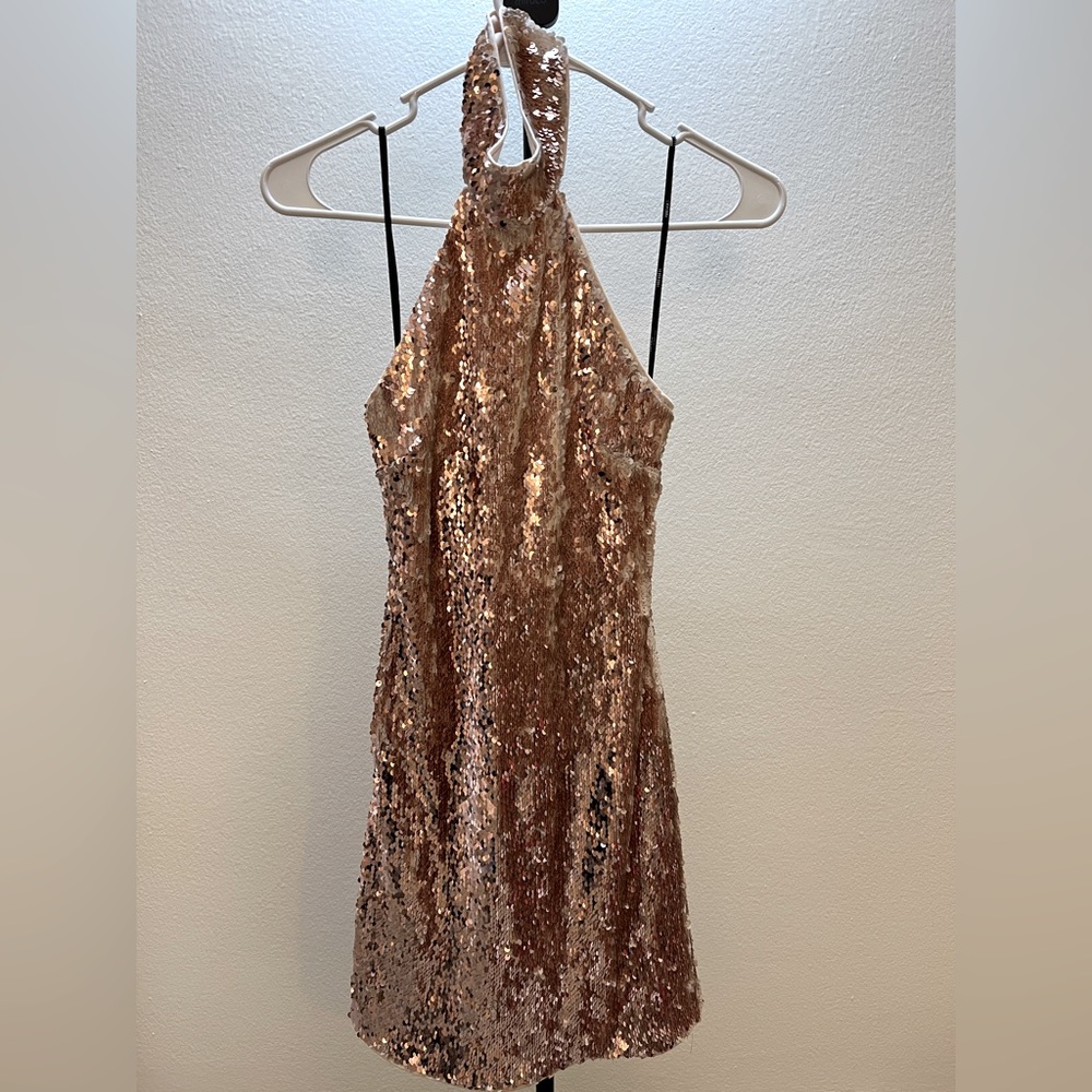 Forever 21 Sequin Halter Mini Dress – Rose Gold Small